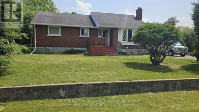 Building Photo - 176 Oakridge Blvd