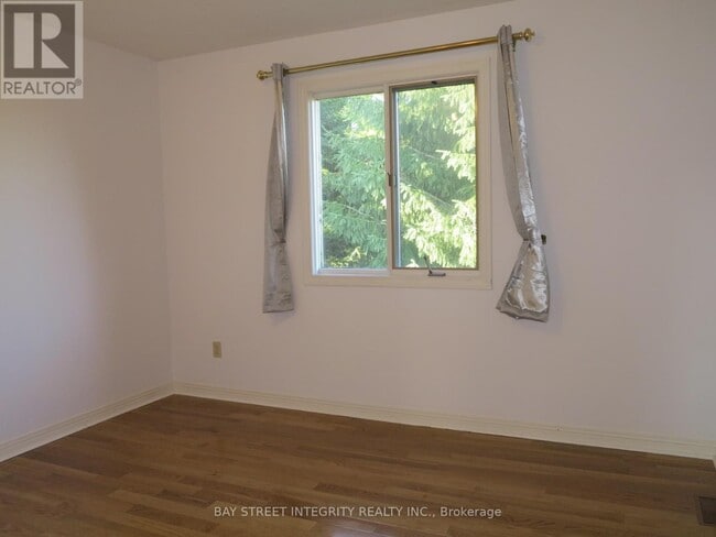 Building Photo - 38 Orkney Crescent