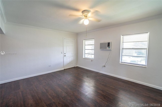 Building Photo - 425 NE 82nd St