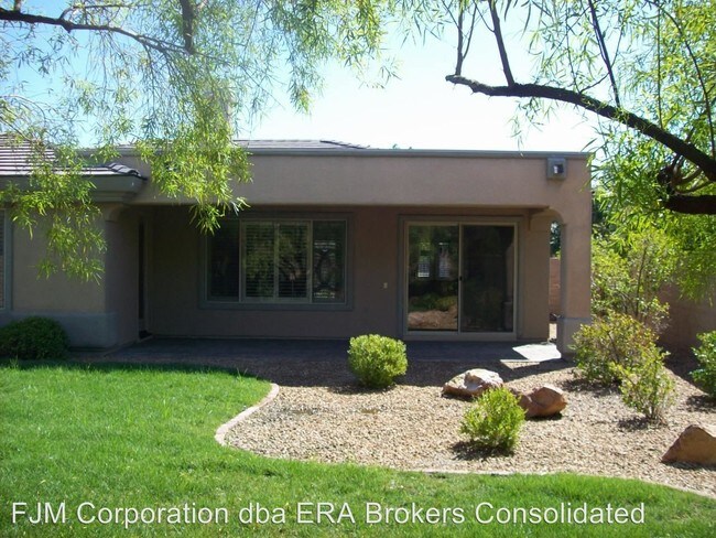 Building Photo - 3 br, 2 bath House - 11 Feather Sound Dr