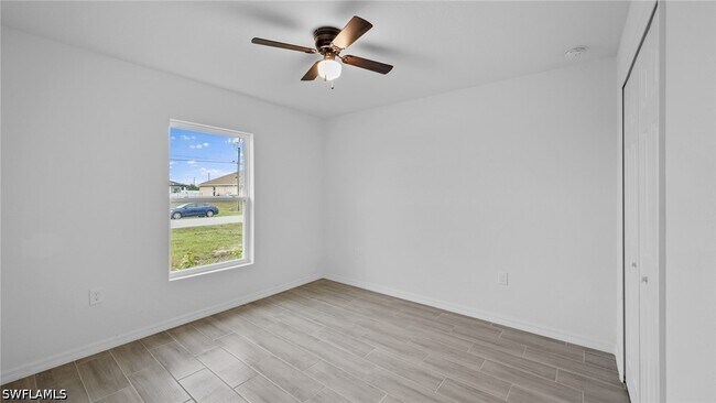 Foto del edificio - 2123 NW 24th Terrace