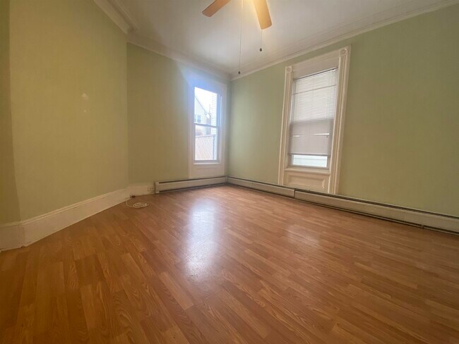 Foto del edificio - 43 E 35th St