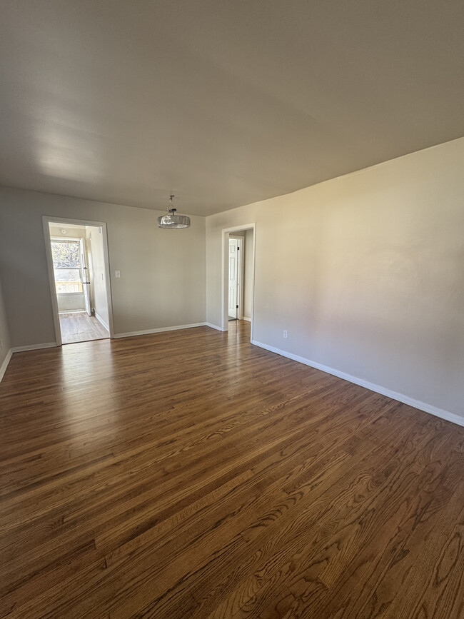 Building Photo - 3514 Monterey St