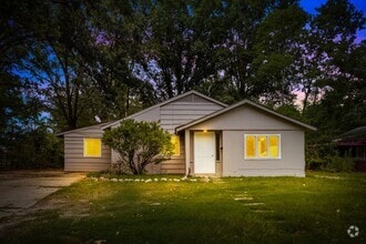 Building Photo - 107 Huntley Dr