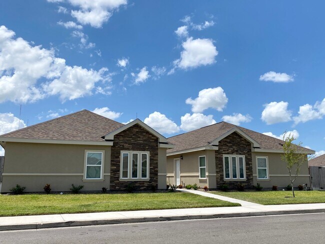 Foto del edificio - 3812 Whitewing Ave