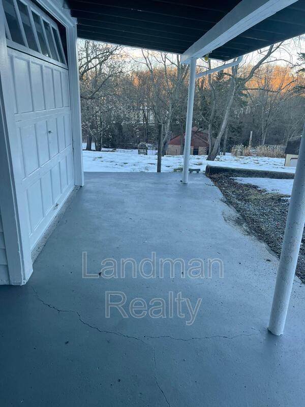 Building Photo - 8204 Aber Rd