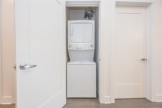 Building Photo - 1020 Elmwood Ave