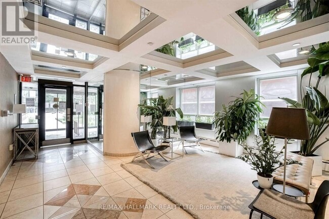 Building Photo - 78 Warren Rd