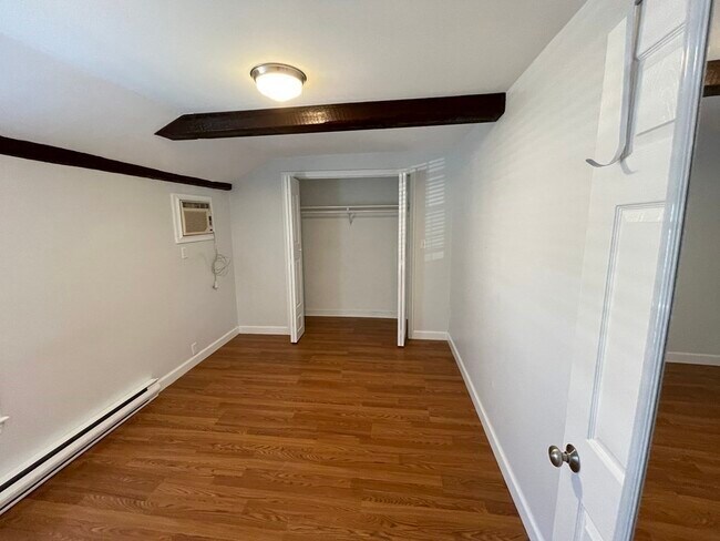 Foto del edificio - 8-10-10 Essex St