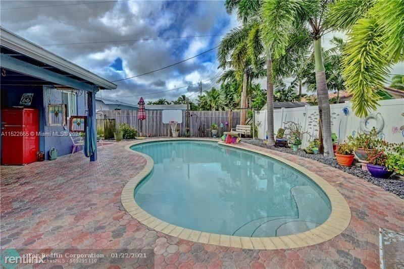 Foto del edificio - 3 br, 2 bath House - 311 SE 8th St