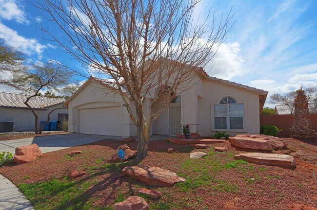 Building Photo - WONDERFUL HOME LOCATED IN DESIRABLE NORTH ...