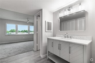 Building Photo - 6102 Augusta Dr