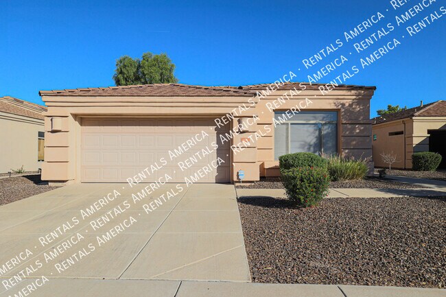 Building Photo - 2126 E Fawn Dr