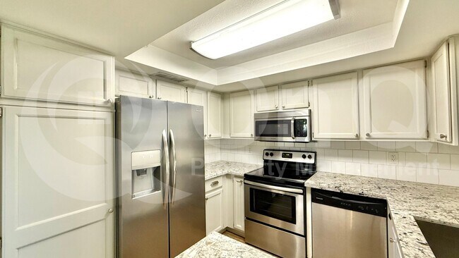 Building Photo - 4257 E Dover St