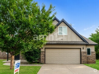 Building Photo - 8229 NW 140th St