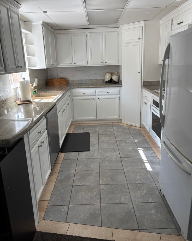 Foto del edificio - 4206 W Wisteria Pl