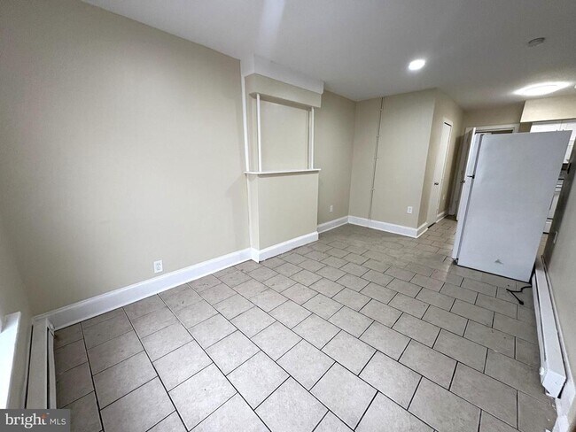Foto del edificio - 3424 N American St
