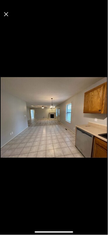 Foto del edificio - 501 Cherry Cir