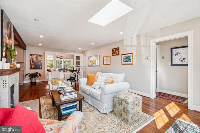 Foto del edificio - 4110 Edgevale Ct