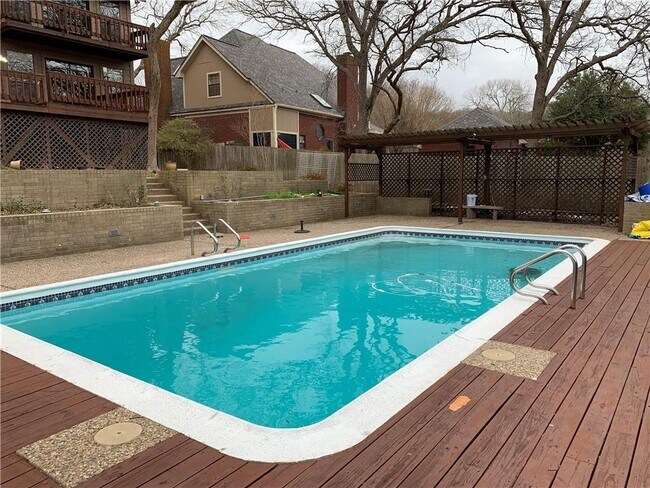 Building Photo - 4315 High Bluff Cir