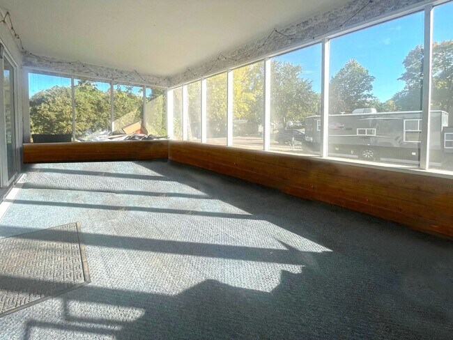 Building Photo - Location, Location, Wayzata Schools, View ...