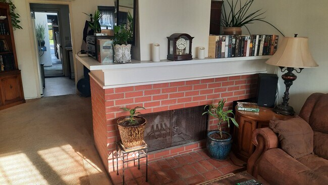 Photo - 114 Oxford Townhome