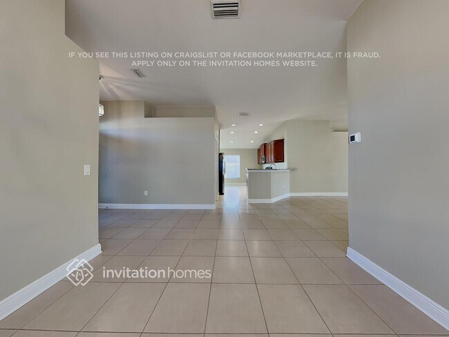 Foto del edificio - 9615 Jaybird Ln