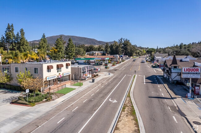 Alpine Neighborhood Alpine Blvd overview.