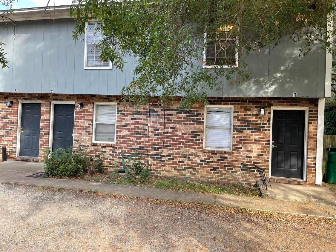 1600 N Madison St, Albany, GA 31701 Townhome Rentals in Albany GA