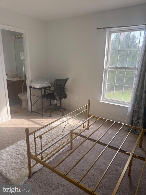 Foto del edificio - 6019 Armaan Dr