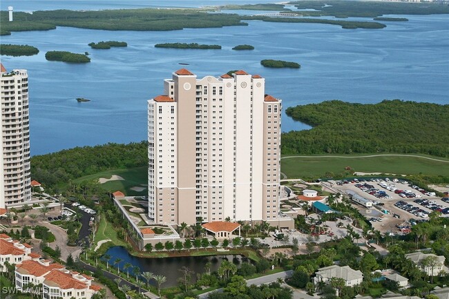 Foto del edificio - 4951 Bonita Bay Blvd