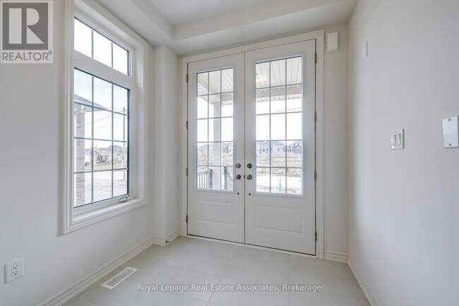 Building Photo - 89 Bluebird Blvd