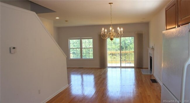 Building Photo - 12 Forestview Dr