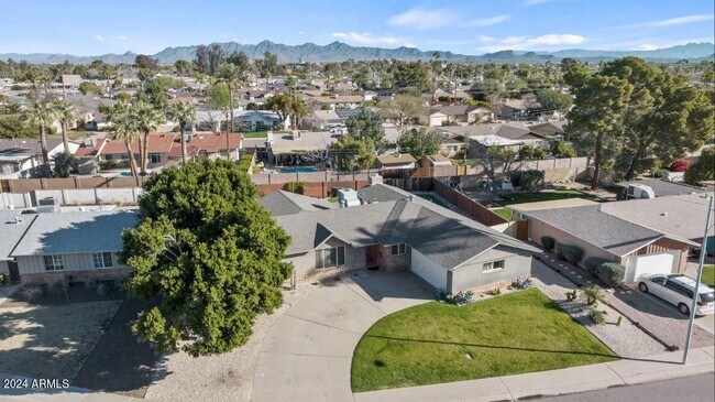 Building Photo - 8450 E Montecito Ave