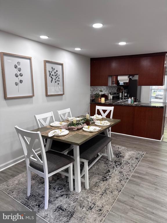 Foto del edificio - 318 Wood Hollow Ct
