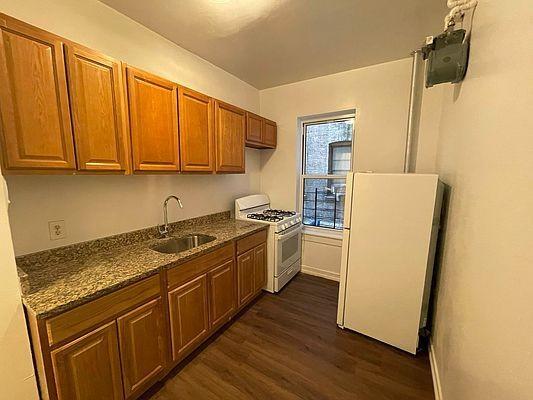 Foto del edificio - 1 bedroom in BRONX NY 10457