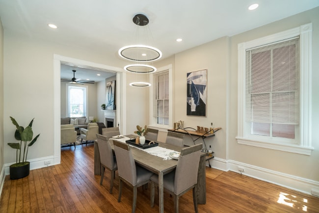 Building Photo - 1936 Arsenal St