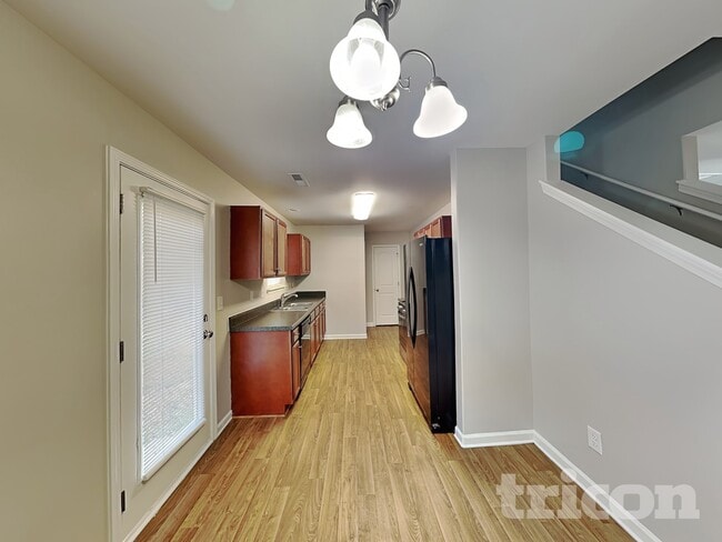 Building Photo - 6432 Pennacook Dr