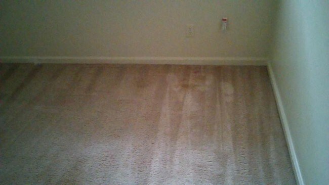 Foto del edificio - 1031B BARN OAK CT