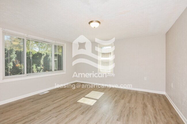 Foto del edificio - 1321 Gladys St