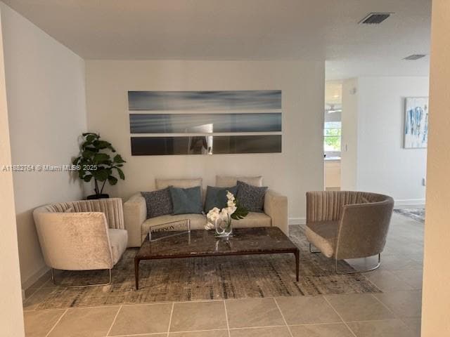 Building Photo - 2225 SE 30th St