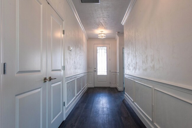 Building Photo - 1682 SW 71st CIR