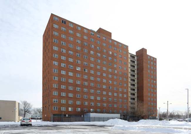 Foto del edificio - Cedar Extension Hi-Rise