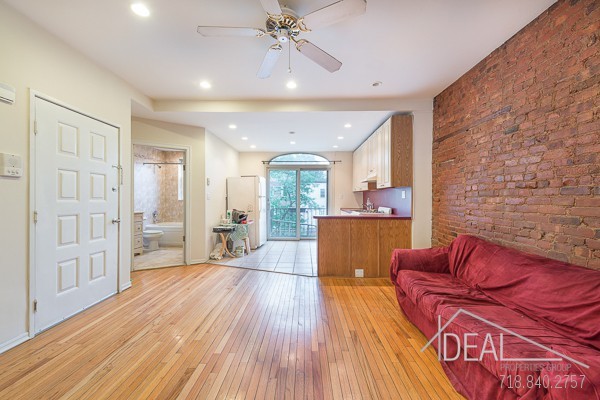 Primary Photo - 362 9th St
