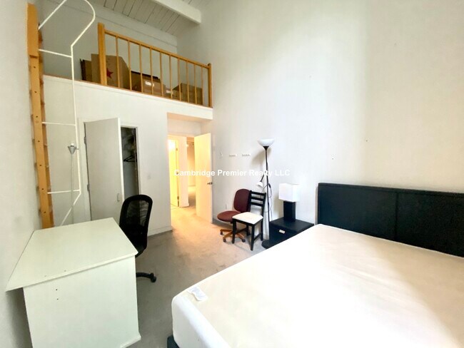 Foto del edificio - 71 Fulkerson St