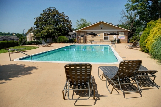 Building Photo - 1534 Greenbrier Ridge Way