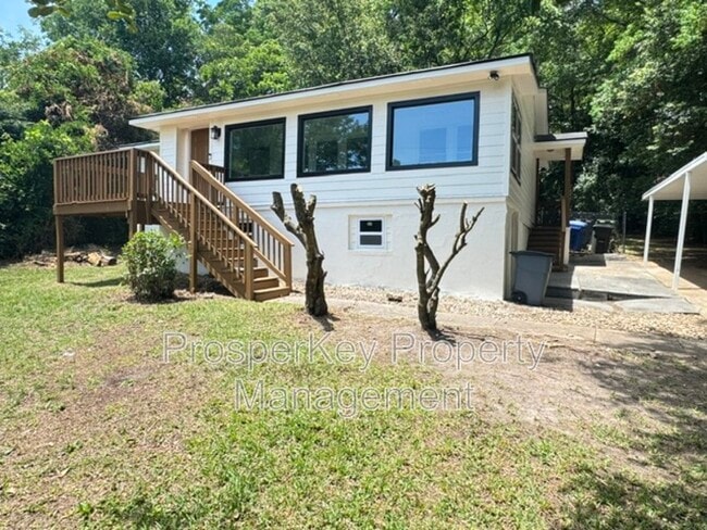 Building Photo - 2353 Agnes Dr