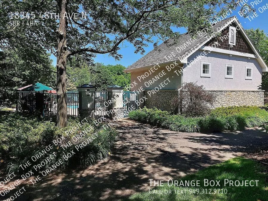 Foto del edificio - 18345 48th Ave N