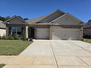 Building Photo - 352 Castlepath Dr SW