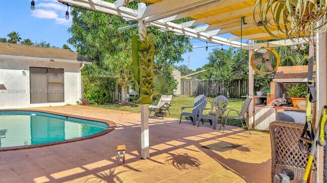 Foto del edificio - 14465 SW 96th Ave